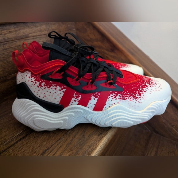 Adidas Tray Young 3 Basketball Shoes Mens Size 10/ W 11.5, Red Black, White NIB - Picture 6 of 12